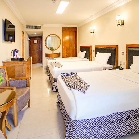 Dweik Hotel Luxury 3 Aqaba Bagian luar foto