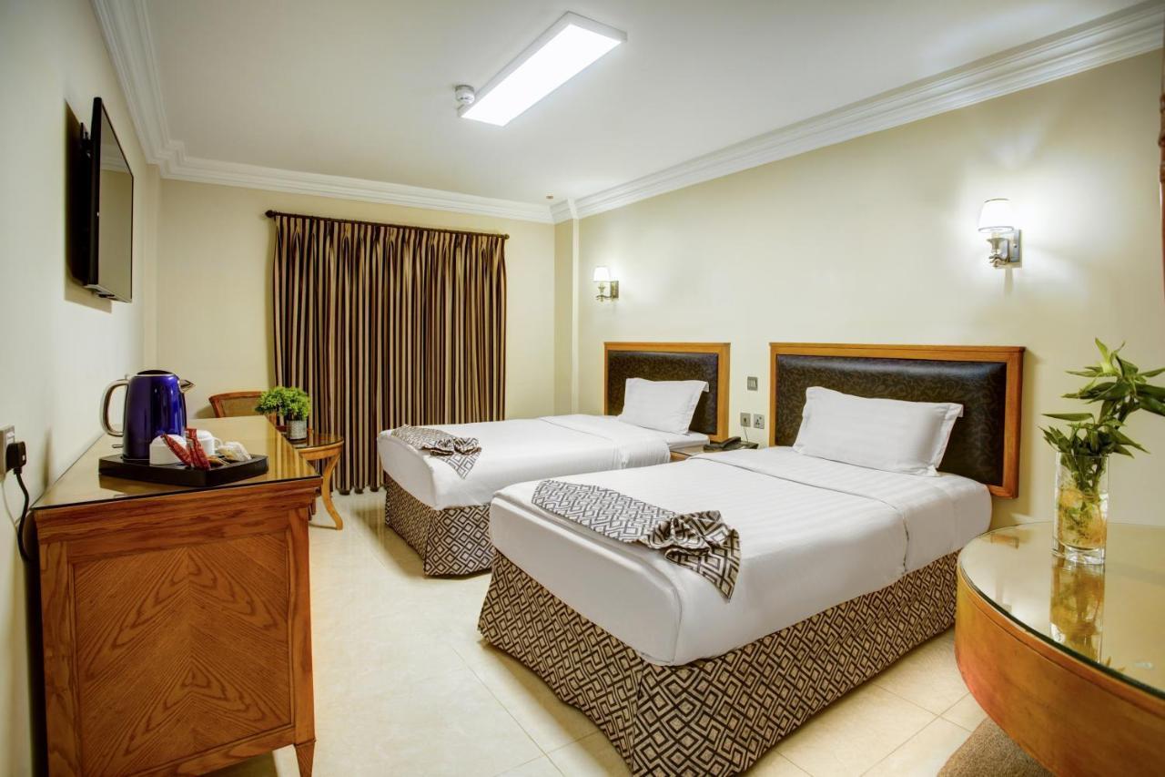Dweik Hotel Luxury 3 Aqaba Bagian luar foto